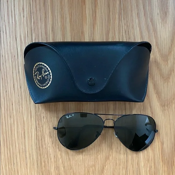 COPY - Ray Ban Polarized black/black sunglasses display picture 3